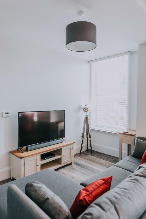 Cavendish House With Secure, Allocated Parking, 2 Mins Walk From Windsor Castle Экстерьер фото