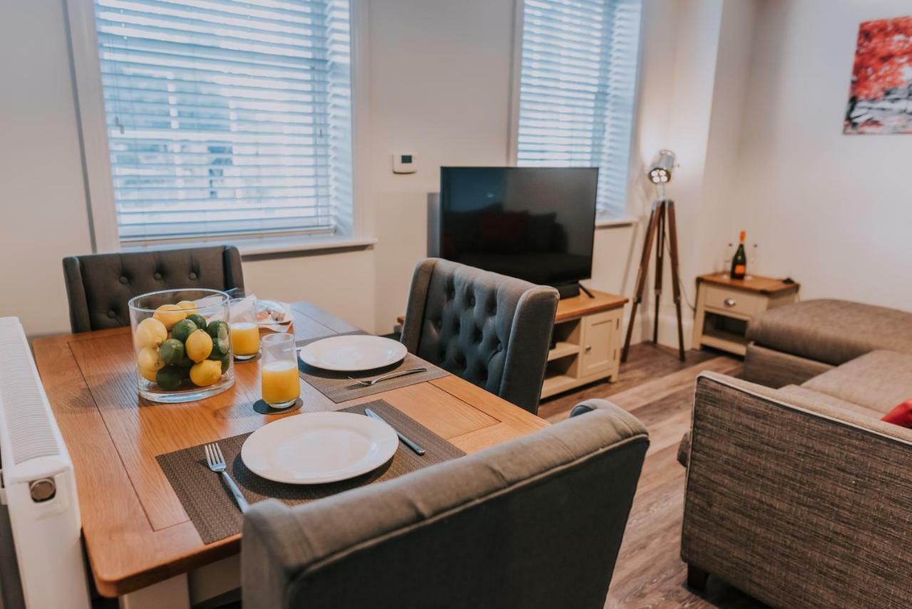 Cavendish House With Secure, Allocated Parking, 2 Mins Walk From Windsor Castle Экстерьер фото