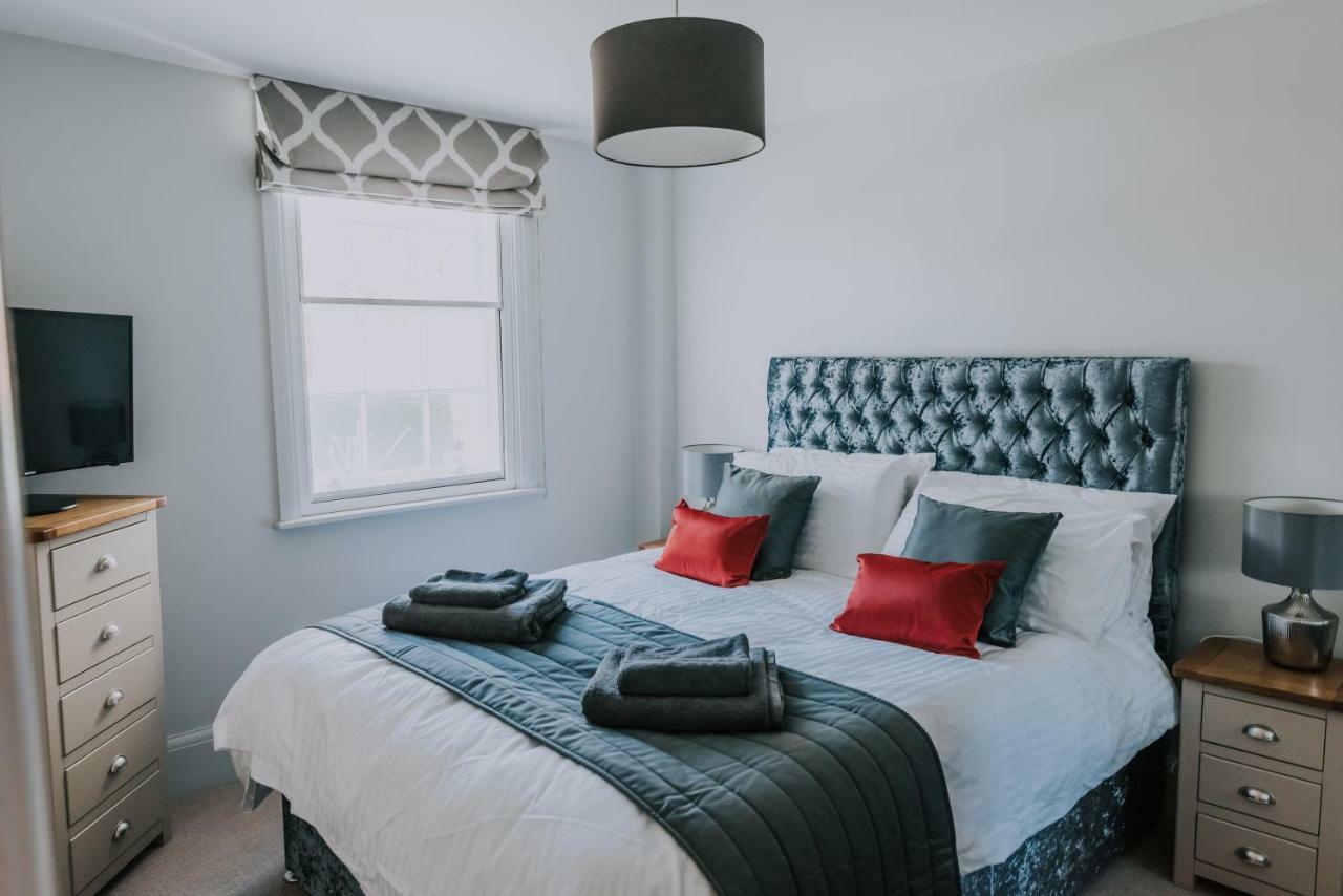 Cavendish House With Secure, Allocated Parking, 2 Mins Walk From Windsor Castle Экстерьер фото